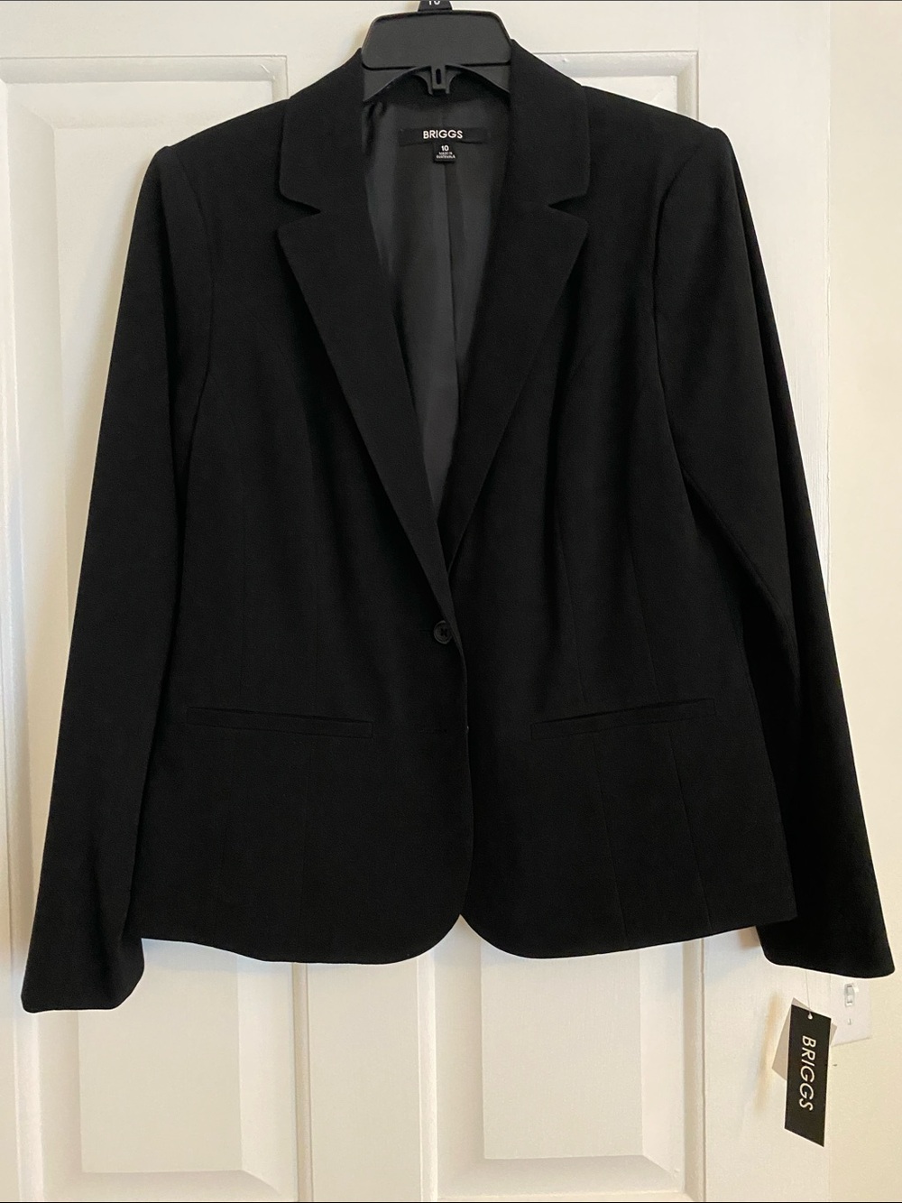 Briggs New York Black Single-Button Tailored Blazer